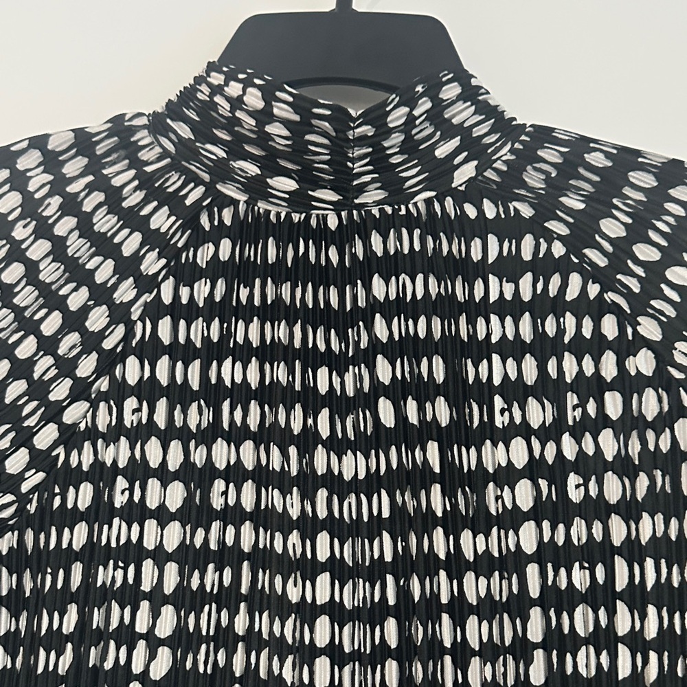 Joie Black and White Long Sleeve Top - Picture 3 of 9